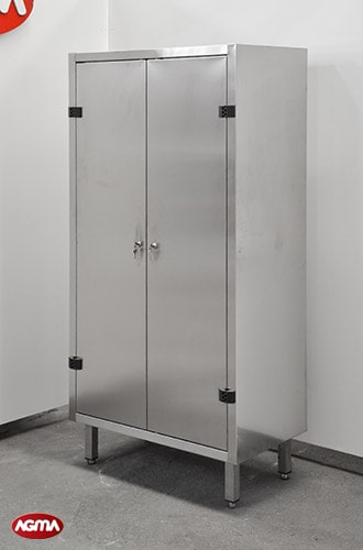 221- Armadio acciaio inox, 3 ripiani fissi 880x500x1840mm porta battente